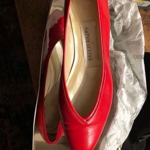 Naturalizer red flats size 7.5